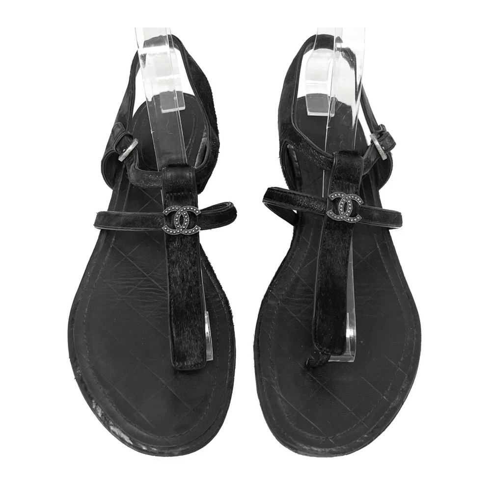 Chanel Black Leather Flat Sandals CC‎ Logo Thong Shoes 37.5